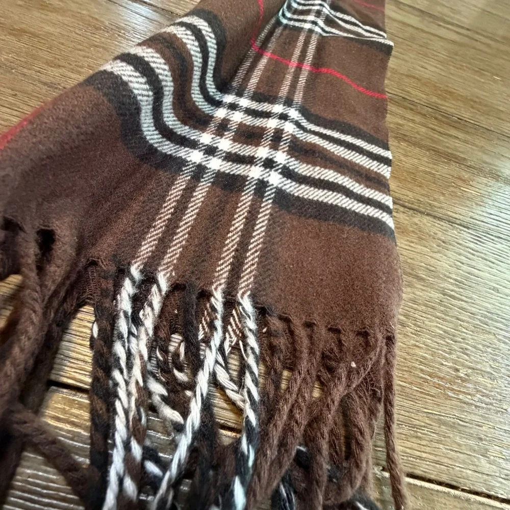 100% Cashmere Scarf Brown Plaid Made in Scotland Fringed Winter Neckwear